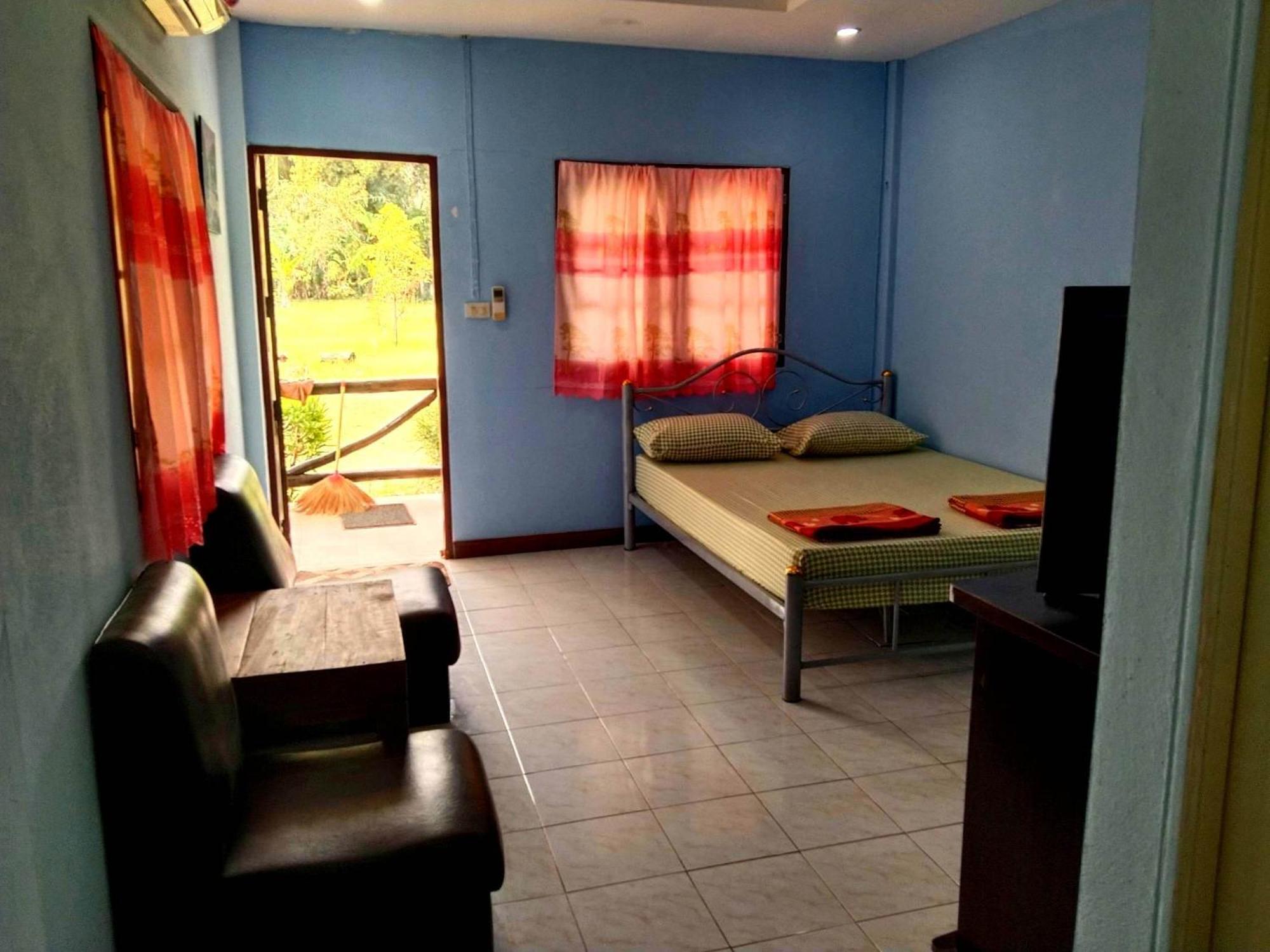 Diamond Hill Salak Phet Apartment Koh Chang Room photo